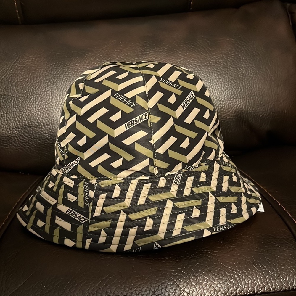 BLOWOUT SALE!!! Versace La Greca logo monogram unisex bucket hat FINAL Drop - Picture 3 of 6